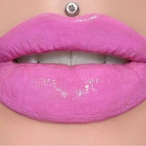 NEW!! Jeffree Star Supreme Gloss In “Scream Queen”